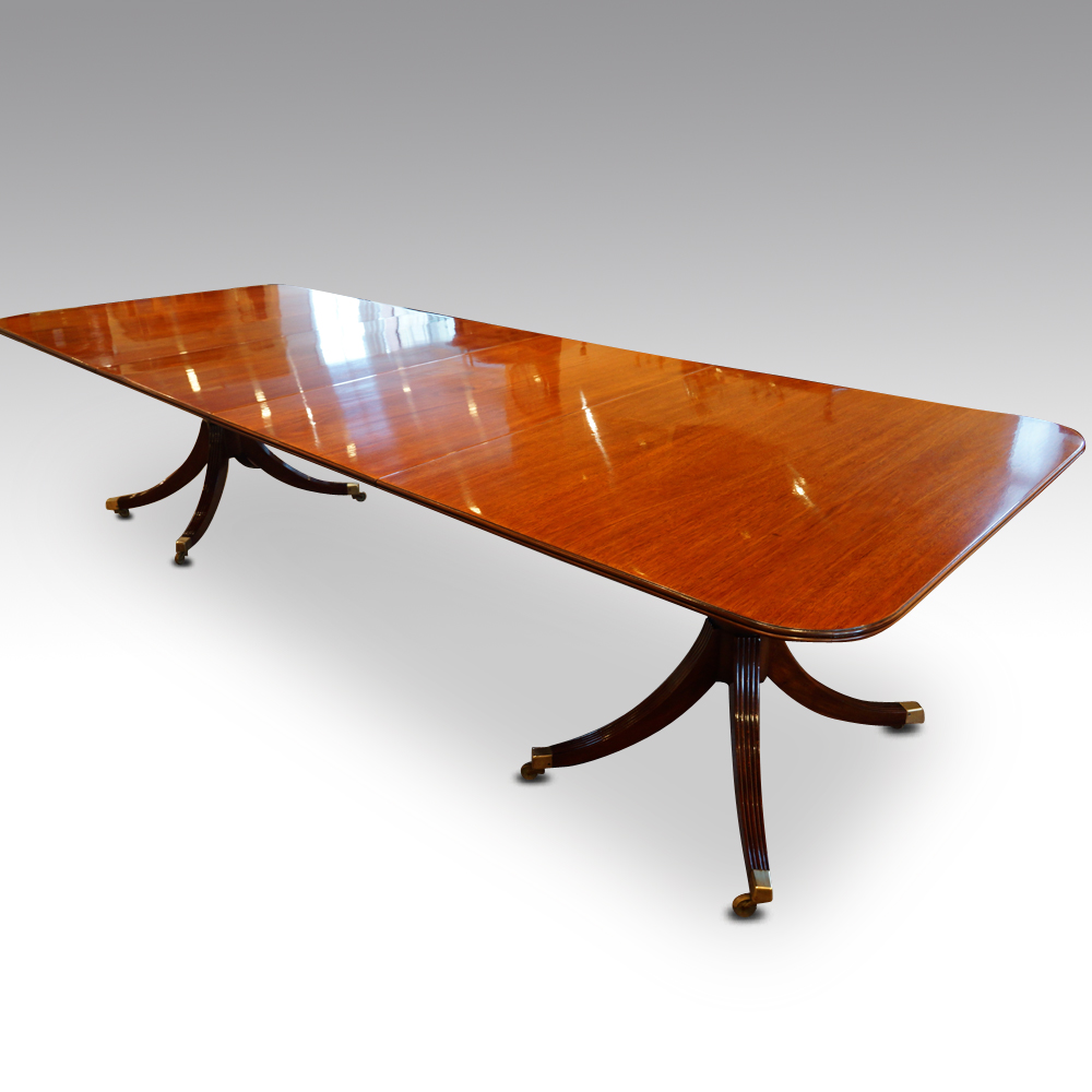 12-Seat-twin-pillar-mahogany-Georgian-style-dining-table.jpg 12 Seat twin pillar mahogany Georgian style dining table - Image 1