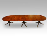 12 seat Mahogany 3 pillar dining table - Image 3
