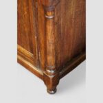 18th Century Oak Dresser Base with Wide Central Dog Kennel - Image 12