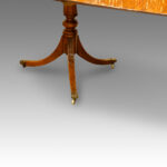 Regency style mahogany 3 pillar dining table - Image 3
