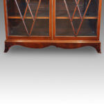 Antique mahogany double door bookcase - Image 8