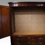 Antique mahogany wardrobe - Image 5