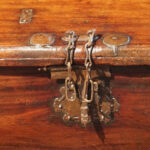 Antique merchants trunk - Image 2