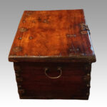 Antique merchants trunk - Image 3