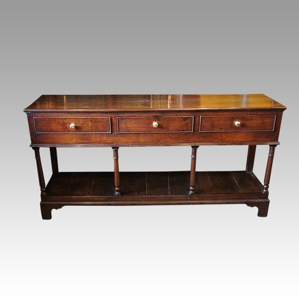 Antique-oak-3-drawer-dresser-base.jpg Antique oak 3 drawer dresser base - Image 1