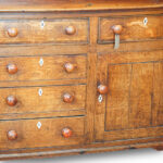 19thc. oak and cross-banded dresser - Image 3
