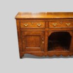 Antique oak dog kennel dresser - Image 5