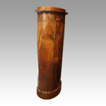 Antique walnut cylinder drinks cabinet - Image 7