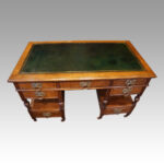 Art Nouveau oak pedestal desk - Image 3