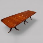 Edwardian mahogany 3 pillar dining table