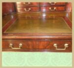 Superb Edwardian Mahogany Carlton House Desk - Image 4