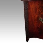 Chippendale style mahogany chest - Image 9