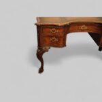 Chippendale revival mahogany desk - Image 12