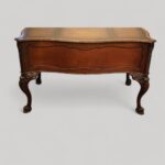 Chippendale revival mahogany desk - Image 3