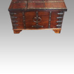 Colonial iron bound merchant chest - Image 6