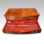 Walnut canteen of Elkington &co. cutlery in the original fitted table - Image 6