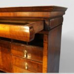 Early18thc walnut escritoire - Image 10