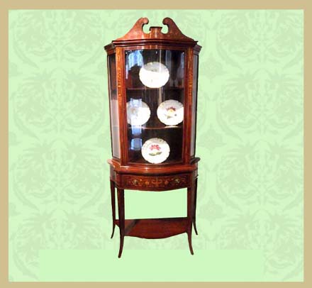 Edwardain_inlaid_cabinet_.jpg Edwardian Mahogany Inlaid Serpentine Display Cabinet - Image 1