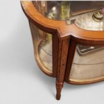 Edwardian Satinwood bijouterie cabinet - Image 7