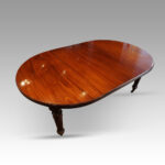 Edwardian circular extending dining table - Image 9