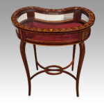 Edwardian inlaid mahogany curio table - Image 2
