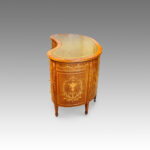 Edwardian inlaid mahogany kidney shaped desk - Image 5