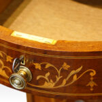 Edwardian inlaid mahogany kidney shaped desk - Image 10