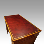 Edwardian inlaid mahogany pedestal desk - Image 3