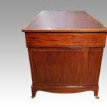 Edwardian inlaid mahogany pedestal desk - Image 12