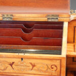 Edwardian inlaid satinwood desk - Image 5