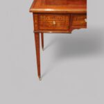 Edwardian inlaid satinwood writing table - Image 9