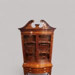 Edwardian inlaid serpentine bookcase - Image 15