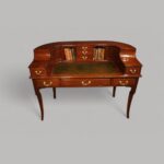 Edwardian mahogany Carlton House desk - Image 2