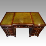 Edwardian Chippendale style pedestal desk - Image 2