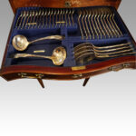 Edwardian mahogany canteen of cutlery - Image 3