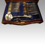 Edwardian mahogany canteen of cutlery - Image 8