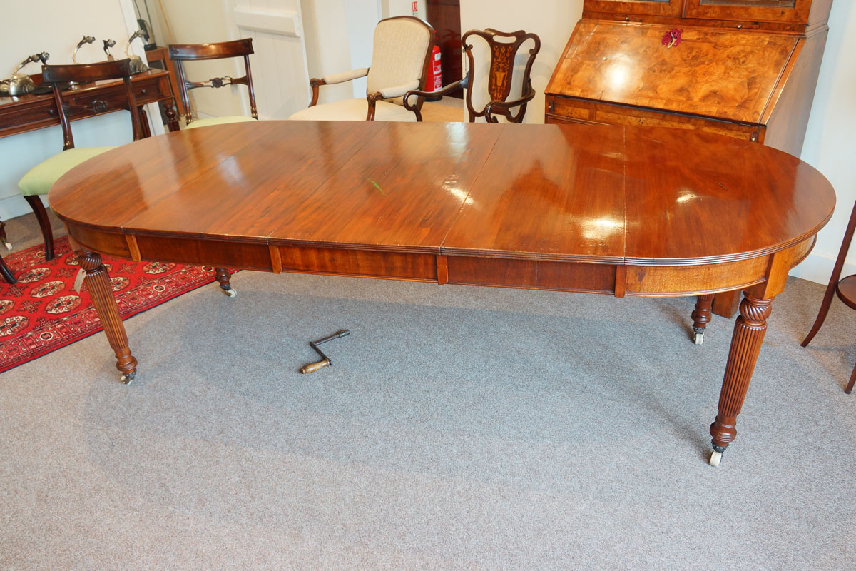 Edwardian-mahogany-circular-dining-table.jpg Edwardian Mahogany 3 Leaf Circular Dining Table NOW SOLD - Image 1