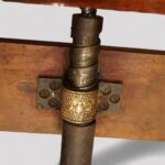 Edwardian mahogany circular dining table - Image 7