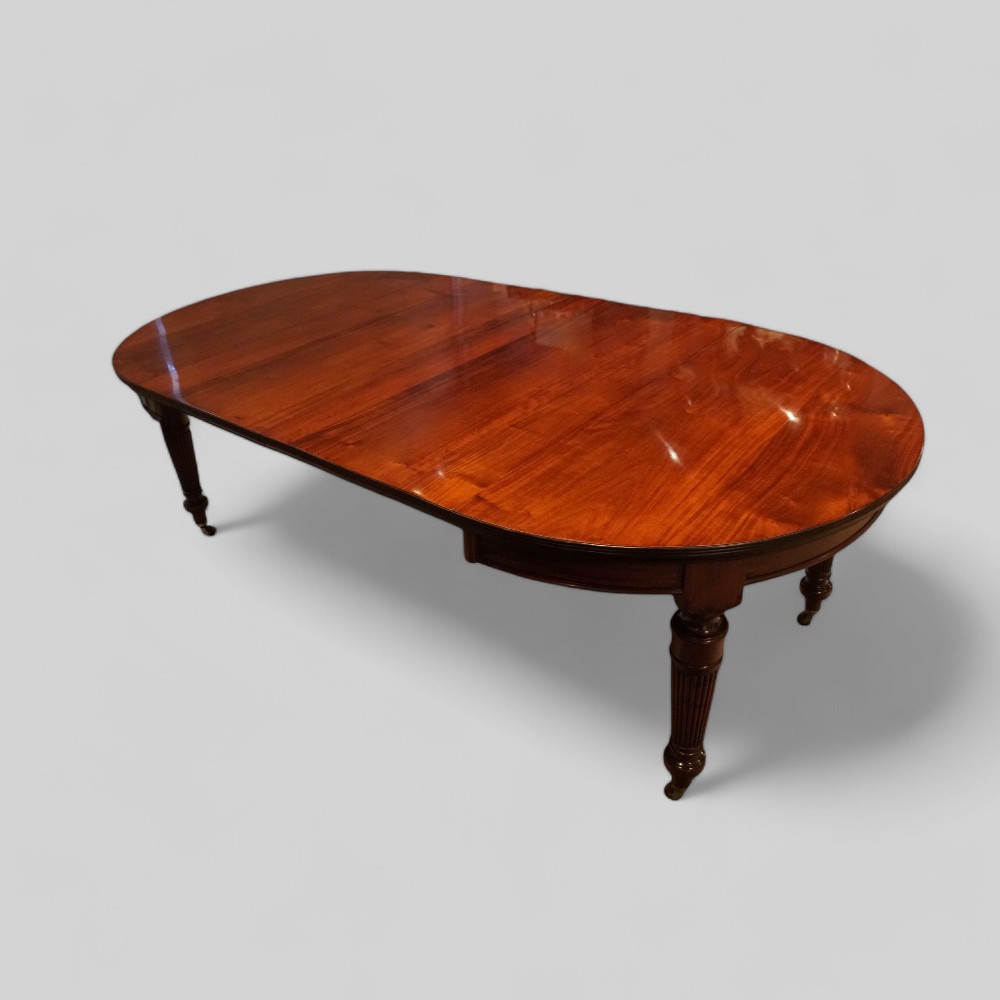 Edwardian-mahogany-circular-extending-dining-table-top-view.jpg Edwardian mahogany circular dining table - Image 1