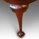 Edwardian mahogany claw and ball extending dining table - Image 5