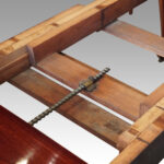 Edwardian mahogany extending dining table - Image 4