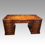 Large Edwardian mahogany pedestal desk