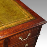 Edwardian mahogany large pedestal desk - Image 9