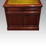 Edwardian mahogany large pedestal desk - Image 4