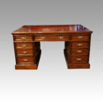 Edwardian mahogany partners desk - Image 6