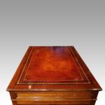 Edwardian mahogany partners desk - Image 4