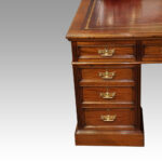 Edwardian mahogany partners desk - Image 3