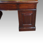 Edwardian mahogany pedestal desk - Image 9
