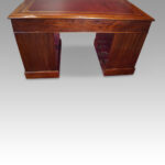 Edwardian mahogany pedestal desk - Image 5