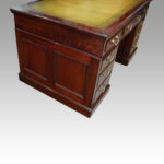 Edwardian mahogany pedestal desk - Image 4